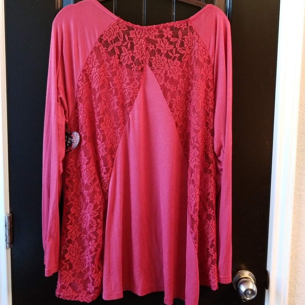 Lace Panel Top - Picture 3 of 5